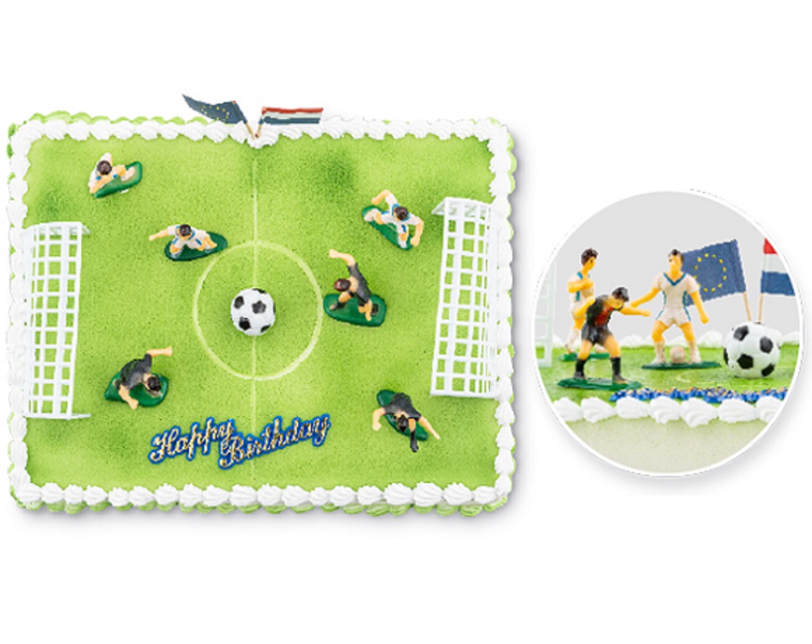 Fussball-Torte mit Buttercrèmefüllung